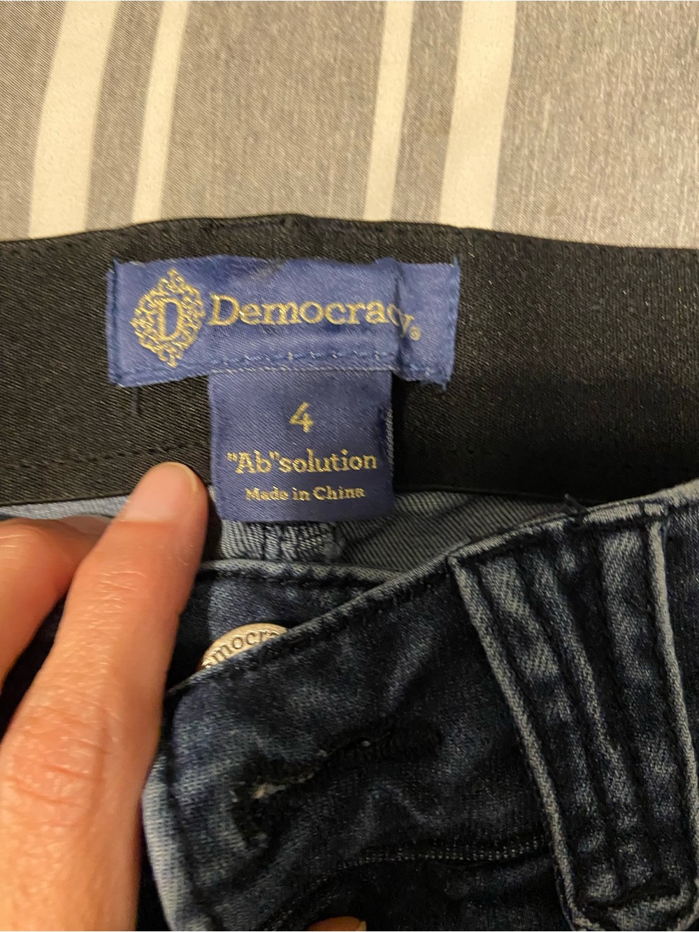 Democracy Women's Dark Blue Skinny Jeans with Distressing - Picture 4 of 7